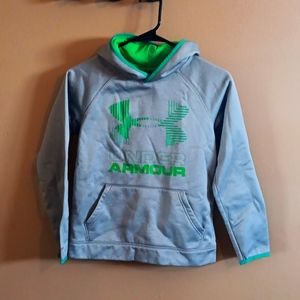 Under Armor sweatshirt
